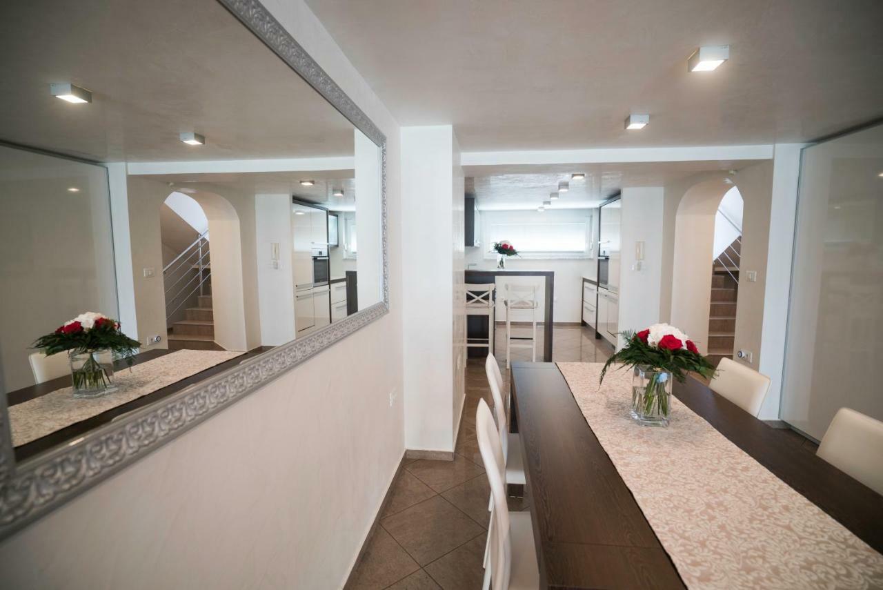 Deluxe Apartma Jana
